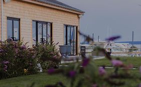 The Shoals Suites & Slips